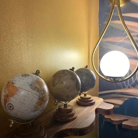 Travel Wood * Waulsort