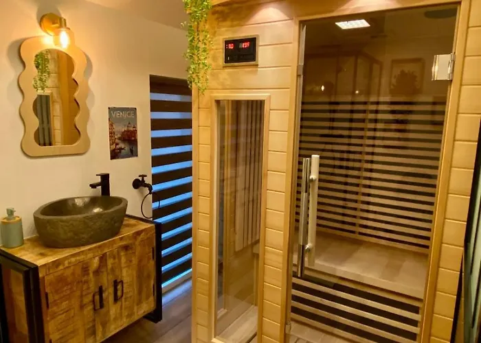 Travel Wood - Nature 2 A 4 Pers, Sauna & Jeux Holiday home